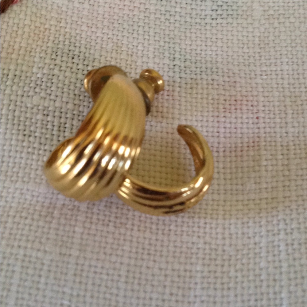 Gold toned earrings
